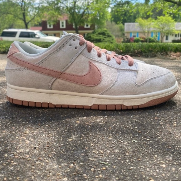 Men’s Nike Dunk Low Fossil Rose